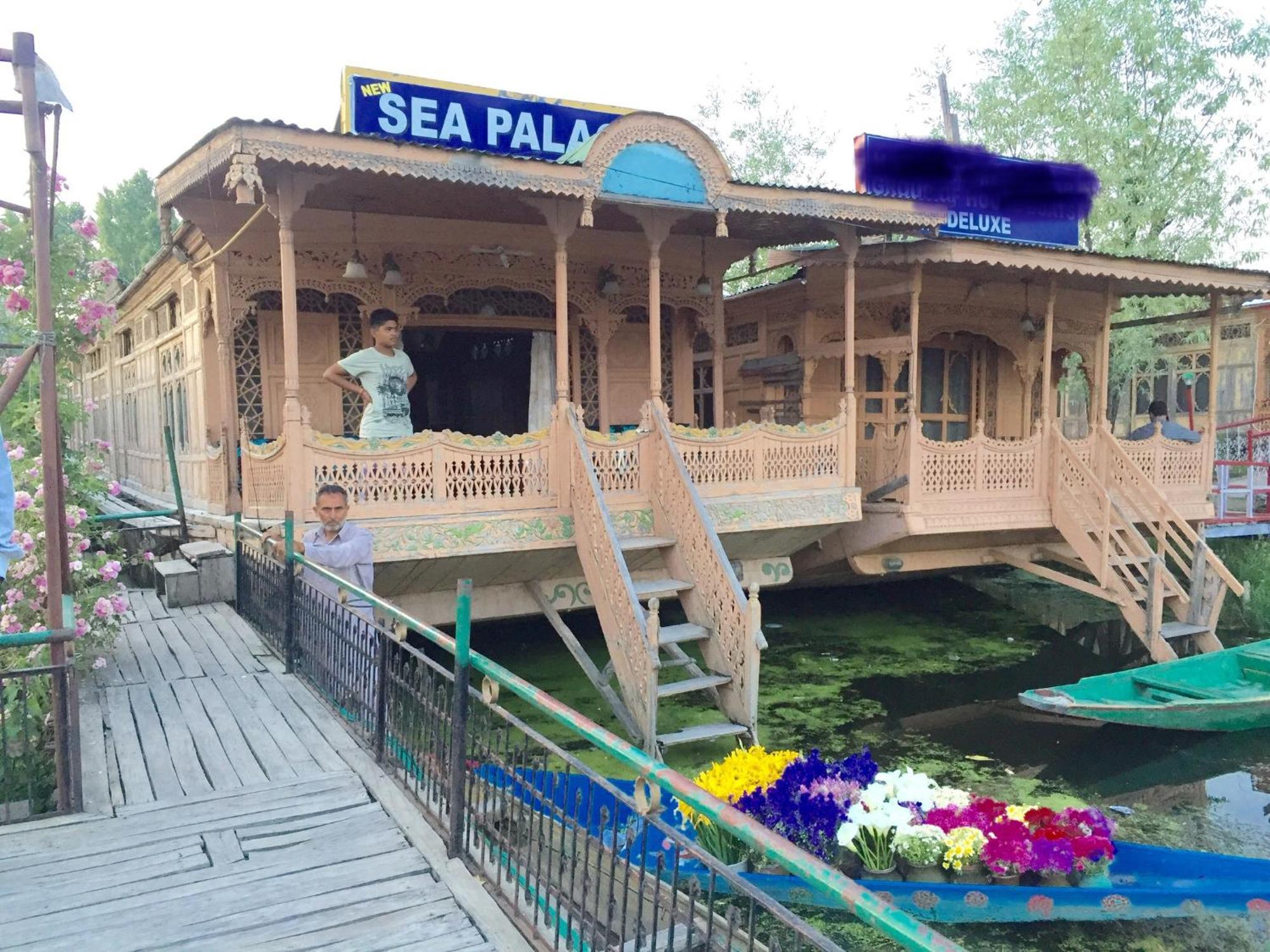 Srīnagar New Sea Palace Houseboats מראה חיצוני תמונה