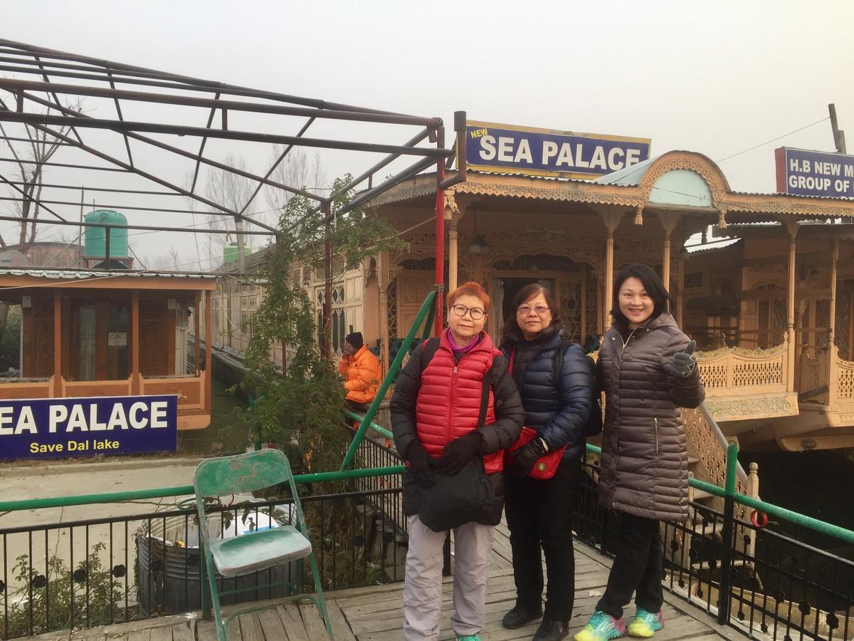 Srīnagar New Sea Palace Houseboats מראה חיצוני תמונה