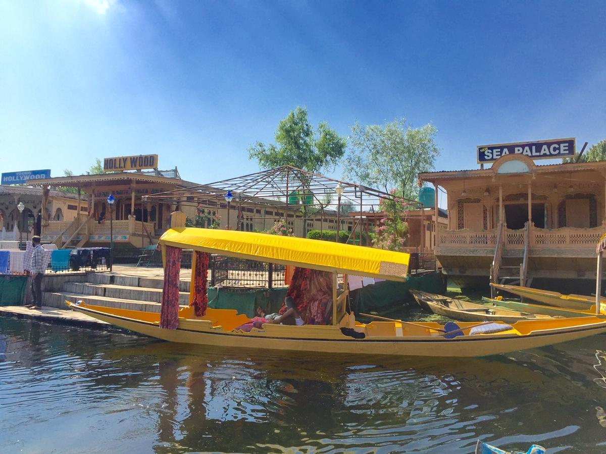 Srīnagar New Sea Palace Houseboats מראה חיצוני תמונה